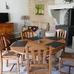 Gite Moulin Du Cros Proche Saint Emillon Pour 4 A 6 Personnes Дом отдыха