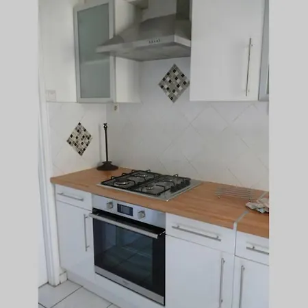 Moulin Du Cros 4 , 6 Personnes *