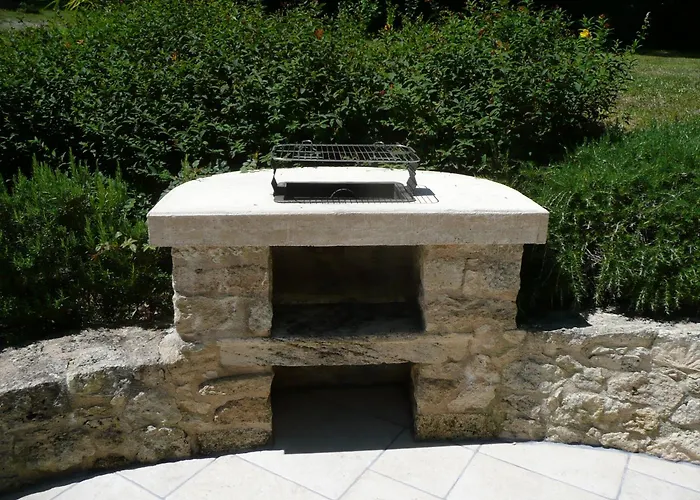 Gite Moulin Du Cros Proche Saint Emillon Pour 4 A 6 Personnes 펜션 *