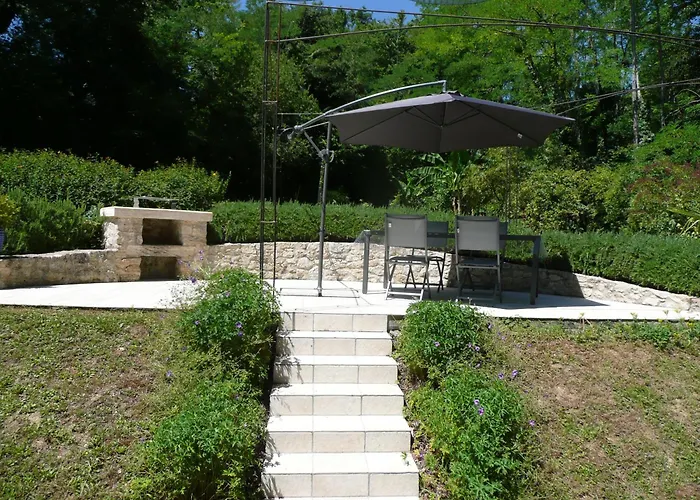 Gite Moulin Du Cros Proche Saint Emillon Pour 4 A 6 Personnes 펜션 Faleyras